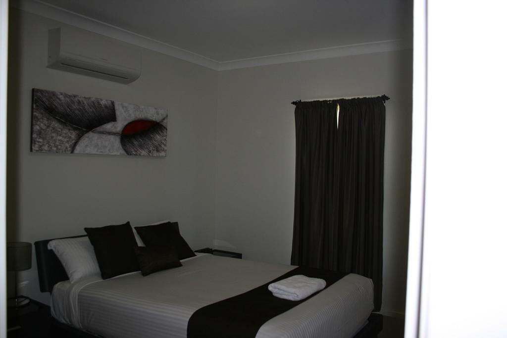 Noah'S Mid City Motor Inn Muswellbrook Oda fotoğraf