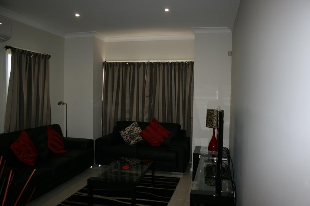 Noah'S Mid City Motor Inn Muswellbrook Oda fotoğraf